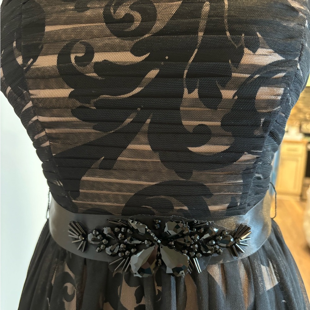Betsy & Adam Black Strapless Dress Size 2. - Picture 9 of 13